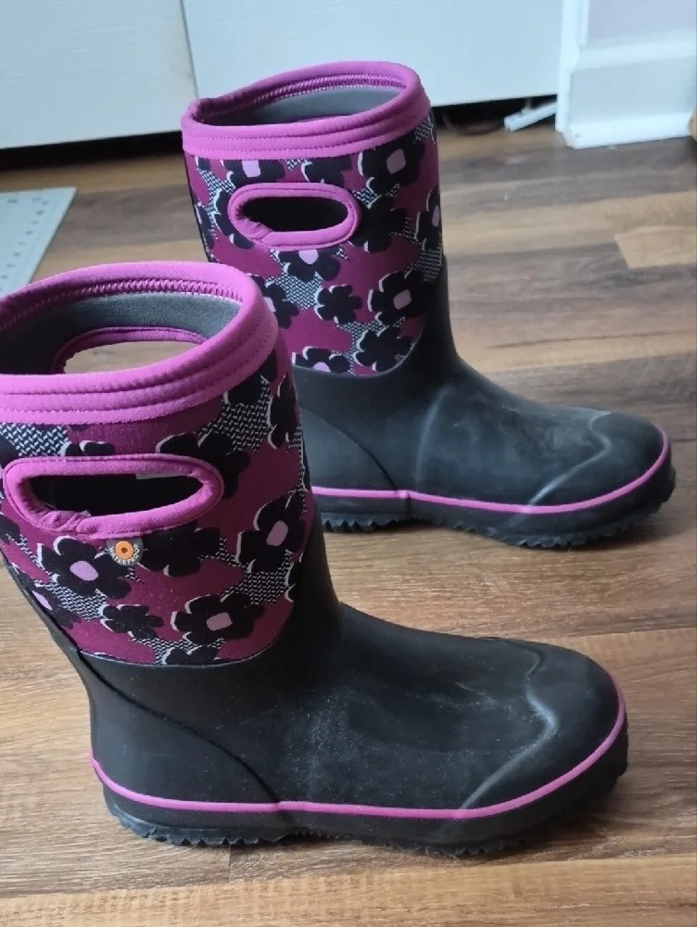 BOGS Grasp Classic Waterproof Insulated Floral Pull-On Winter Rain Boots Youth 4
